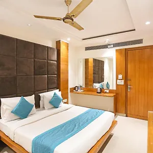 Fortuner Karol Bagh Just 1 Km From New Railway Station Hotel