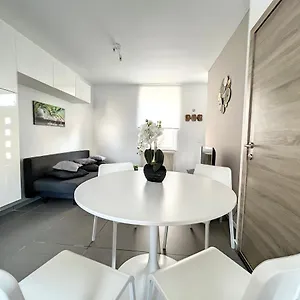 https://albert-20-booking.hotelsghent.com