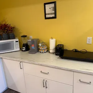 https://home-away-from-r3y-0z1.winnipeg-hotels.net